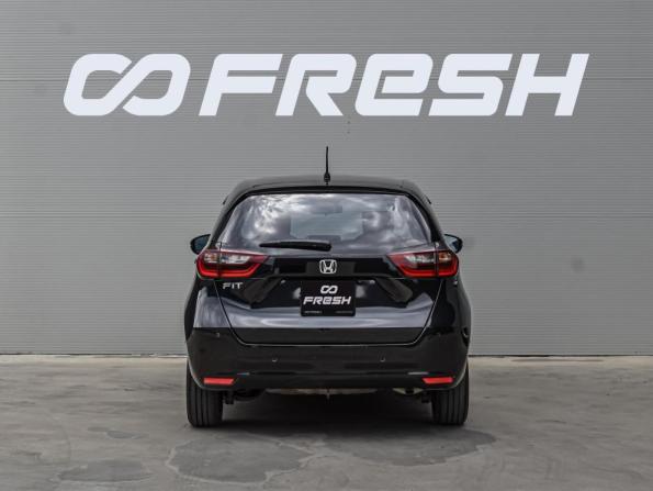 Honda Fit IV с пробегом 2022 года, цена 1 495 000 рублей, 107981 км, хэтчбек, Автокод Объявления