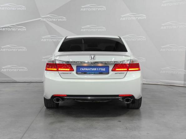 Honda Accord IX с пробегом 2013 года, цена 1 580 000 рублей, 259449 км, седан, Автокод Объявления