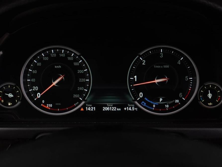 BMW 5 серии VI (F10/F11/F07) Рестайлинг Воронеж  - изображение 25