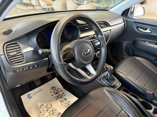 Kia Rio IV с пробегом 2018 года, цена 1 049 000 рублей, 109549 км, седан, Автокод Объявления