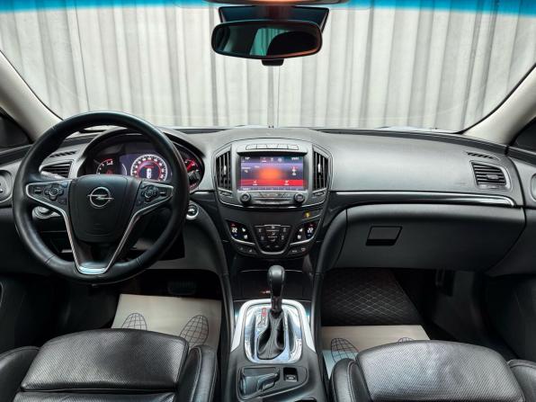 Opel Insignia I Рестайлинг с пробегом 2014 года, цена 1 279 000 рублей, 119499 км, универсал, Автокод Объявления