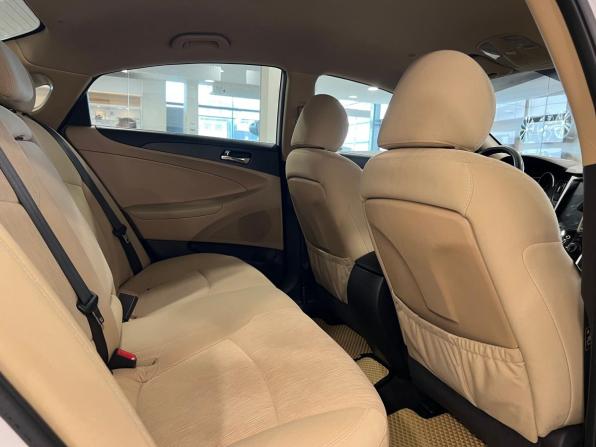 Hyundai Sonata VI (YF) с пробегом 2012 года, цена 1 095 000 рублей, 253445 км, седан, Автокод Объявления