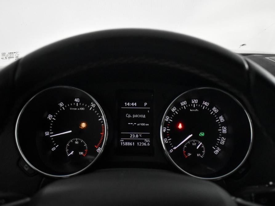 Skoda Yeti I Рестайлинг Санкт-Петербург  - изображение 19