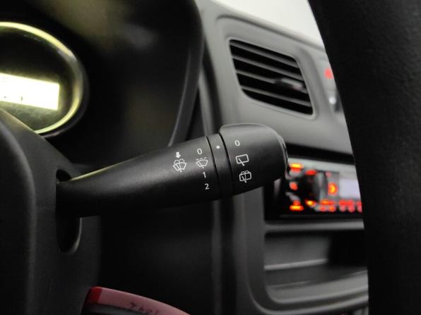 Renault Sandero II Рестайлинг с пробегом 2019 года, цена 898 000 рублей, 105314 км, хэтчбек, Автокод Объявления