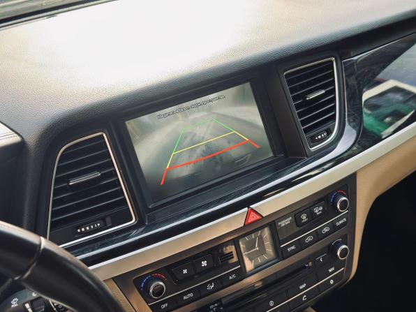 Hyundai Genesis II с пробегом 2014 года, цена 1 750 000 рублей, 269186 км, седан, Автокод Объявления