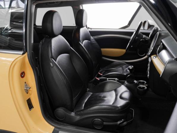 Mini Hatch II (R56) с пробегом 2007 года, цена 890 000 рублей, 196901 км, хэтчбек, Автокод Объявления