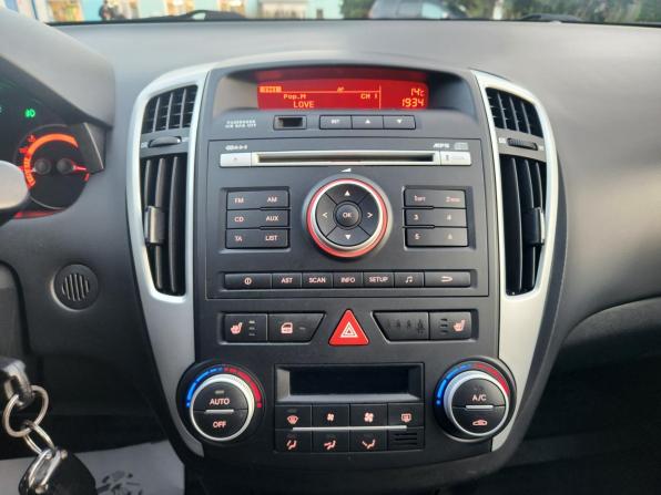 Kia Ceed I Рестайлинг с пробегом 2012 года, цена 899 000 рублей, 114000 км, хэтчбек, Автокод Объявления