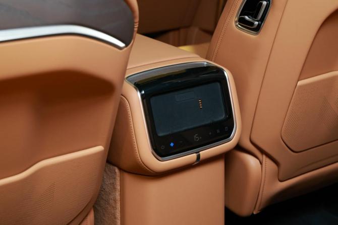 Новый Zeekr 9X 2026 года, цена 13 695 000 рублей, внедорожник, Автокод Объявления