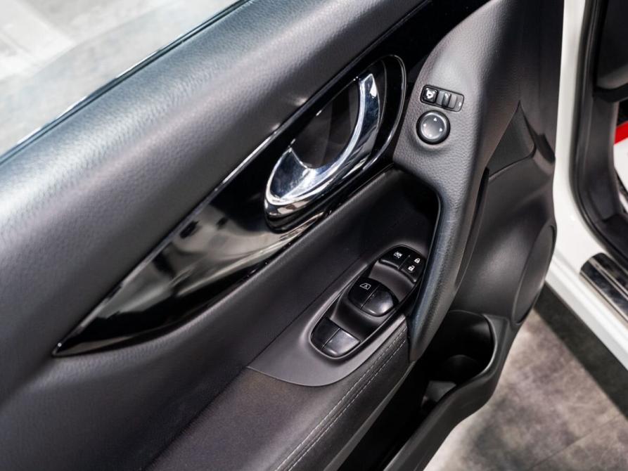 Nissan Qashqai II Чита  - изображение 18