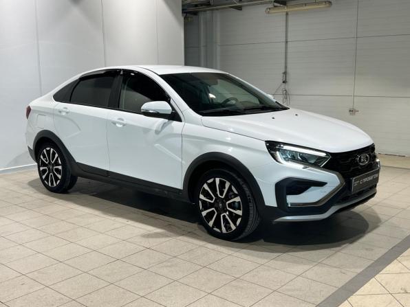 Lada (ВАЗ) Vesta I Рестайлинг (NG) с пробегом 2023 года, цена 1 595 000 рублей, 30000 км, седан, Автокод Объявления