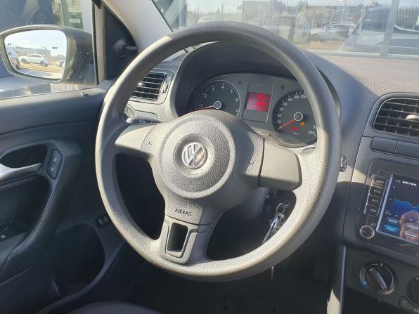 Volkswagen Polo V с пробегом 2014 года, цена 680 000 рублей, 136000 км, седан, Автокод Объявления