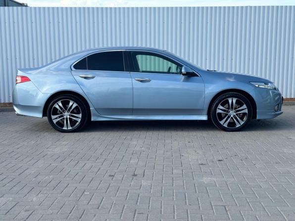 Honda Accord VIII Рестайлинг с пробегом 2011 года, цена 1 349 000 рублей, 216000 км, седан, Автокод Объявления