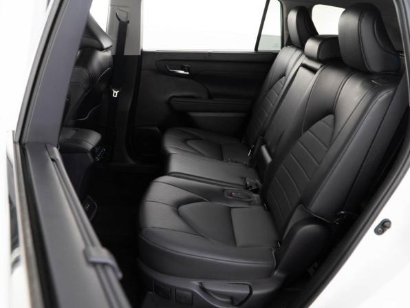 Toyota Highlander IV (XU70) с пробегом 2021 года, цена 5 469 050 рублей, 3056 км, внедорожник, Автокод Объявления