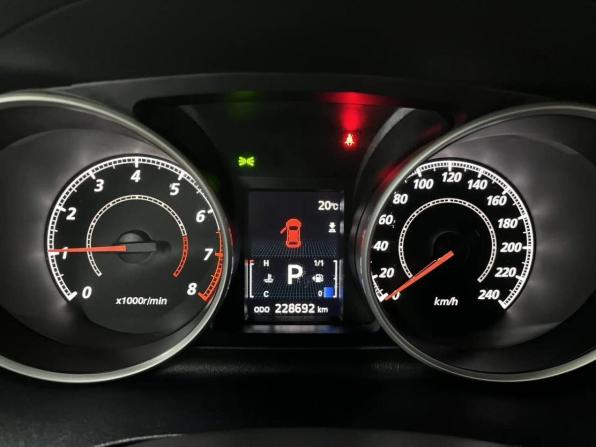 Mitsubishi Outlander II Рестайлинг с пробегом 2011 года, цена 970 000 рублей, 228687 км, внедорожник, Автокод Объявления
