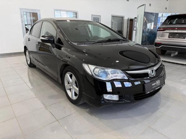 Honda Civic VIII с пробегом 2007 года, цена 755 000 рублей, 302960 км, седан, Автокод Объявления