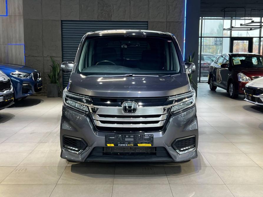 Honda Stepwgn V Рестайлинг Оренбург  - изображение 2