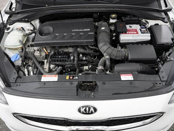 Kia Ceed III с пробегом 2019 года, цена 1 777 000 рублей, 83000 км, универсал, Автокод Объявления
