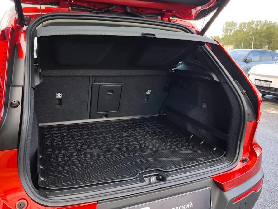 Volvo XC40 I Санкт-Петербург  - изображение 9