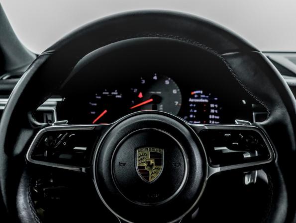 Porsche Macan I с пробегом 2015 года, цена 2 299 000 рублей, 130366 км, внедорожник, Автокод Объявления