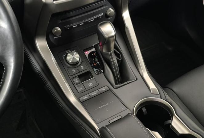 Lexus NX I Рестайлинг с пробегом 2019 года, цена 2 800 000 рублей, 52317 км, внедорожник, Автокод Объявления