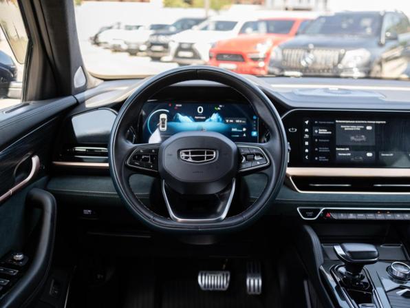 Geely Monjaro I с пробегом 2023 года, цена 2 955 000 рублей, 54984 км, внедорожник, Автокод Объявления