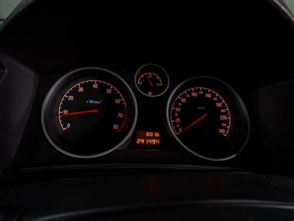 Opel Astra H Рестайлинг с пробегом 2011 года, цена 729 000 рублей, 241494 км, седан, Автокод Объявления