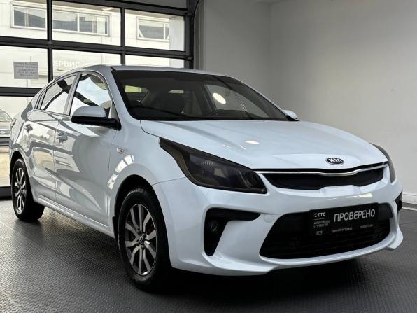 Kia Rio IV с пробегом 2018 года, цена 1 055 000 рублей, 176616 км, седан, Автокод Объявления