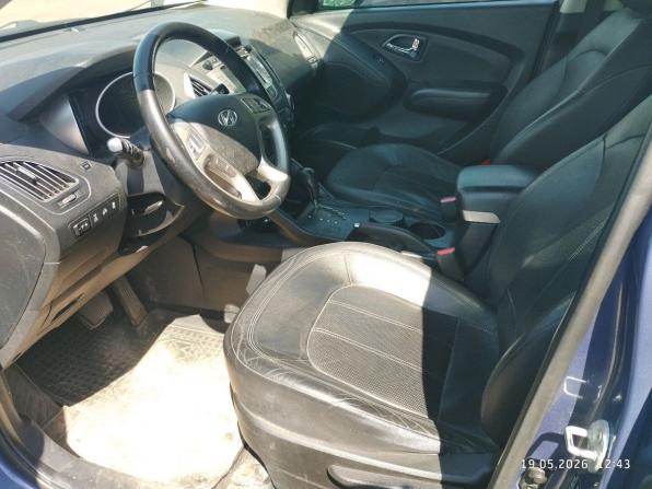 Hyundai ix35 I с пробегом 2012 года, цена 860 000 рублей, 253352 км, внедорожник, Автокод Объявления