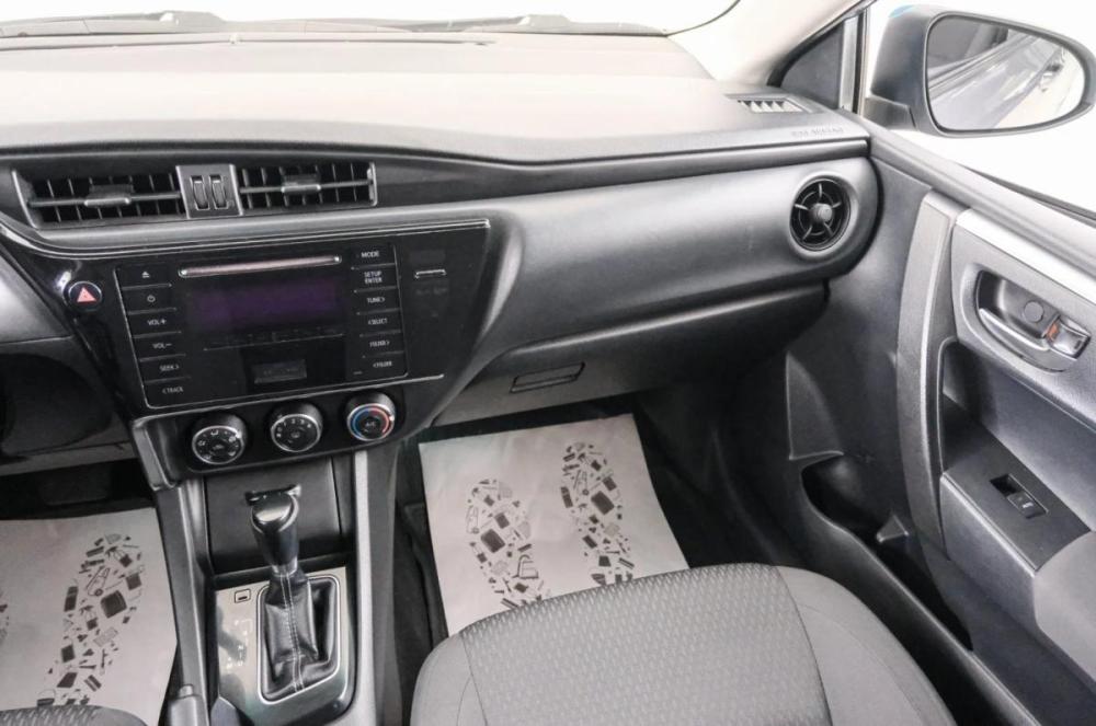 Toyota Corolla XI (E160 E170 E180) Рестайлинг 1 Красноярск  - изображение 12