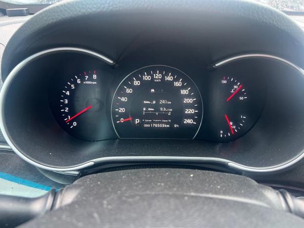 Kia Sorento II Рестайлинг с пробегом 2013 года, цена 1 620 000 рублей, 176503 км, внедорожник, Автокод Объявления