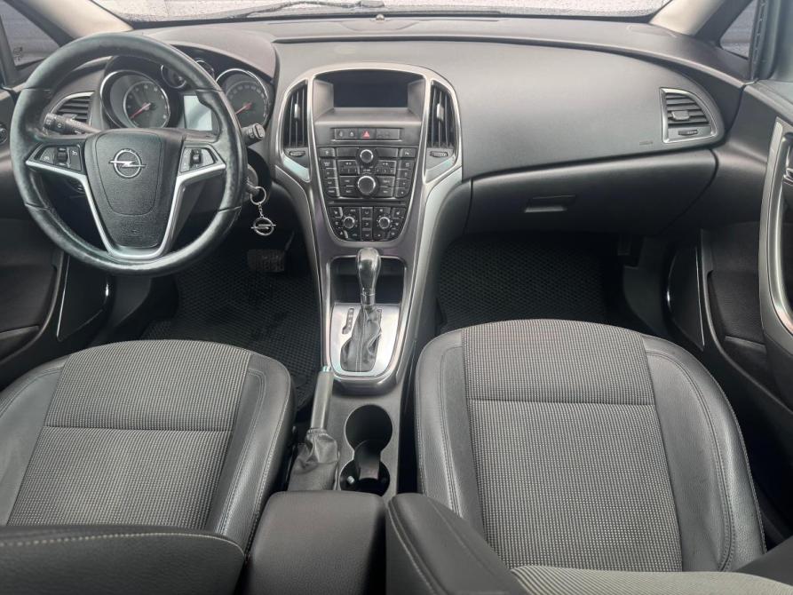 Opel Astra J Рестайлинг Москва  - изображение 10