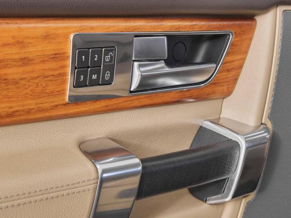 Land Rover Discovery IV Рестайлинг с пробегом 2014 года, цена 2 216 000 рублей, 155000 км, внедорожник, Автокод Объявления