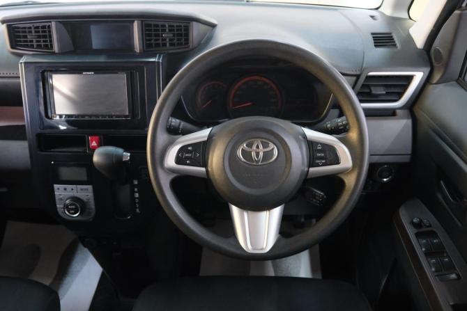 Toyota Roomy I с пробегом 2017 года, цена 1 099 000 рублей, 128000 км, микровэн, Автокод Объявления