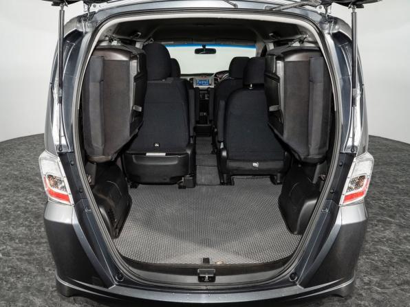 Honda Freed I Рестайлинг с пробегом 2012 года, цена 1 175 000 рублей, 202131 км, компактвэн, Автокод Объявления