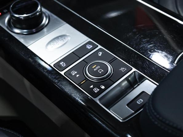 Land Rover Range Rover IV Рестайлинг с пробегом 2019 года, цена 6 850 000 рублей, 119426 км, внедорожник, Автокод Объявления