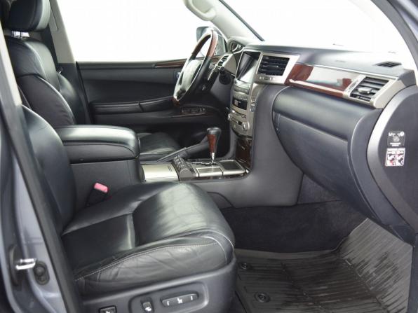 Lexus LX III Рестайлинг с пробегом 2012 года, цена 4 400 000 рублей, 268259 км, внедорожник, Автокод Объявления