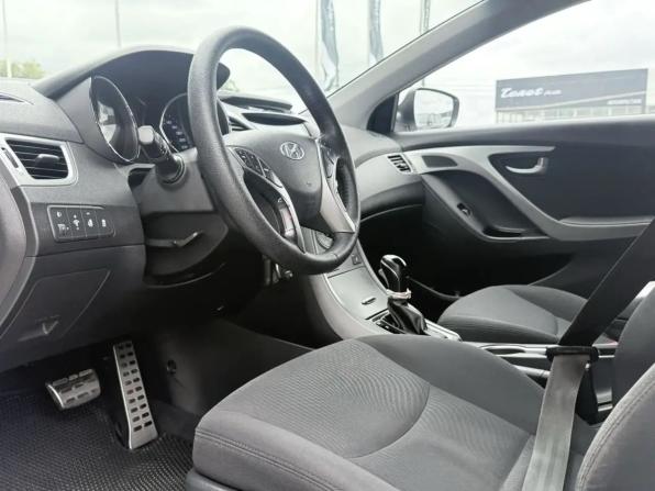 Hyundai Elantra V (MD) Рестайлинг с пробегом 2014 года, цена 1 250 000 рублей, 199000 км, седан, Автокод Объявления