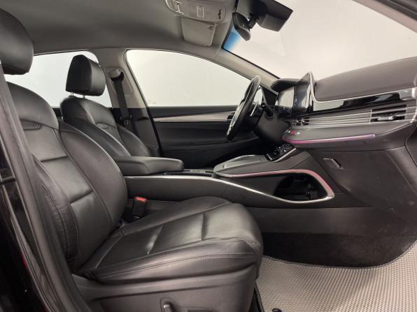 Hyundai Grandeur VI Рестайлинг с пробегом 2021 года, цена 3 230 000 рублей, 41836 км, седан, Автокод Объявления