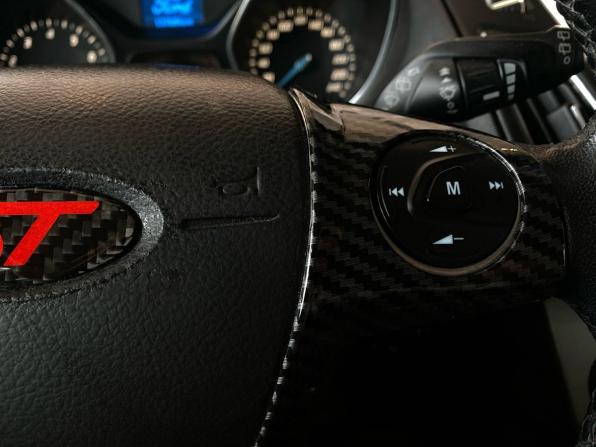 Ford Focus III с пробегом 2013 года, цена 999 900 рублей, 137000 км, хэтчбек, Автокод Объявления