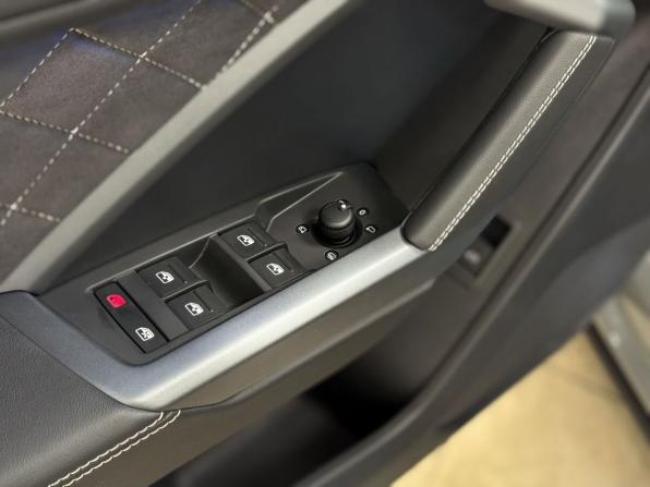 Audi Q3 II (F3) с пробегом 2026 года, цена 4 190 000 рублей, 35 км, внедорожник, Автокод Объявления