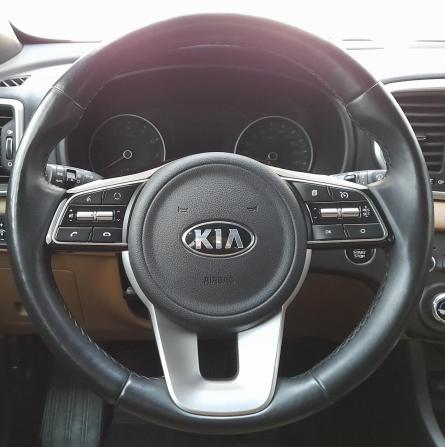 Kia Sportage IV Рестайлинг с пробегом 2019 года, цена 2 549 000 рублей, 63500 км, внедорожник, Автокод Объявления