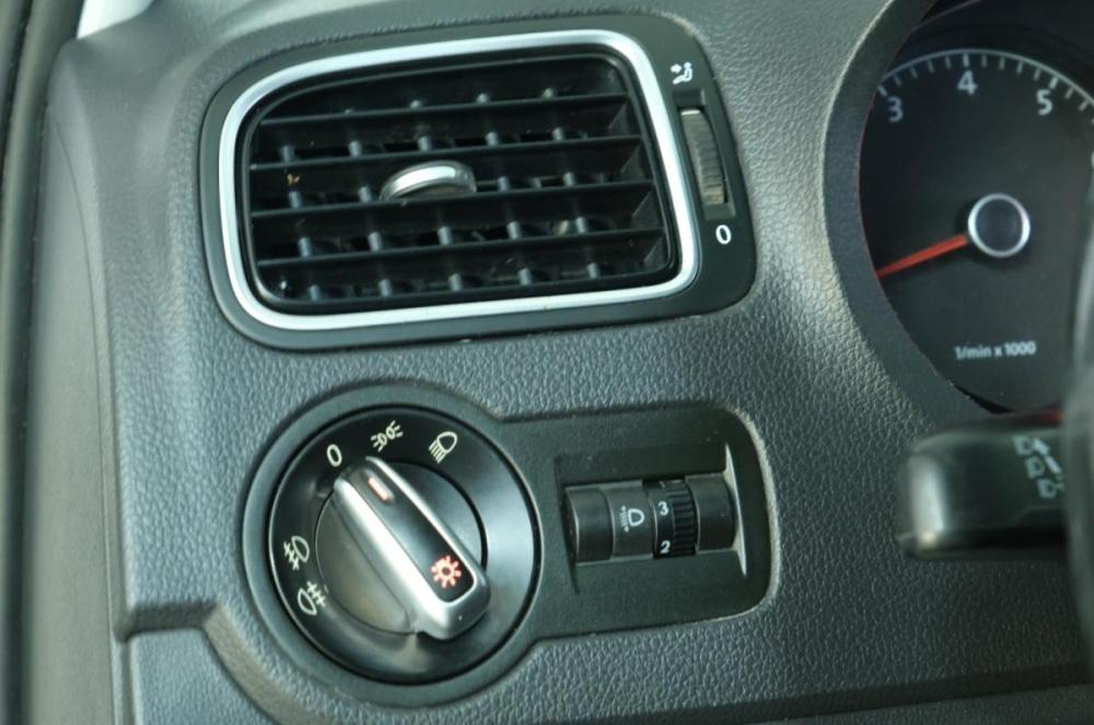 Volkswagen Polo V Омск  - изображение 11