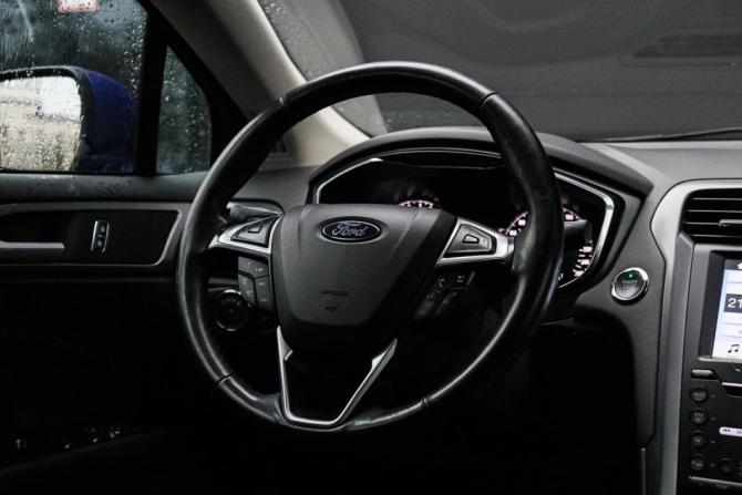 Ford Mondeo V с пробегом 2017 года, цена 1 650 000 рублей, 144199 км, седан, Автокод Объявления