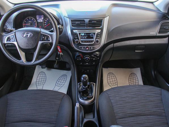 Hyundai Solaris I Рестайлинг с пробегом 2015 года, цена 969 600 рублей, 100104 км, седан, Автокод Объявления