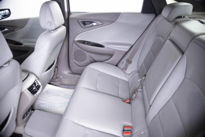 Chevrolet Malibu IX с пробегом 2016 года, цена 1 649 000 рублей, 113254 км, седан, Автокод Объявления