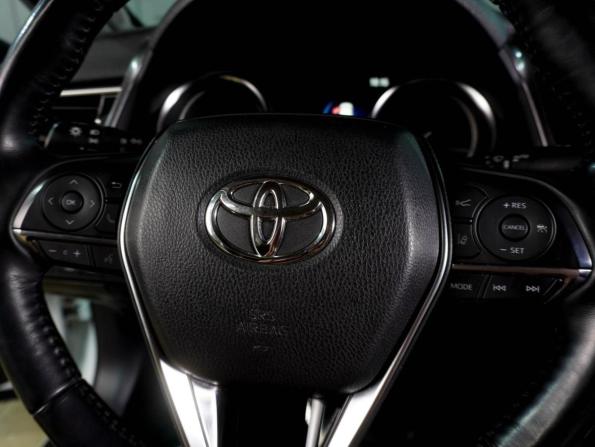 Toyota Camry VIII (XV70) с пробегом 2021 года, цена 3 199 000 рублей, 93774 км, седан, Автокод Объявления