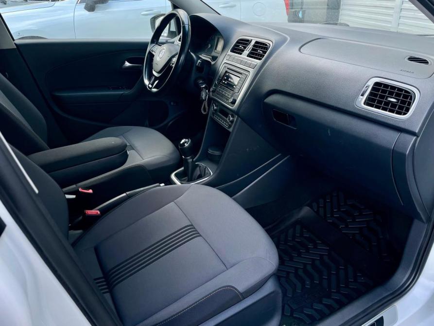 Volkswagen Polo V Рестайлинг Вологда  - изображение 18