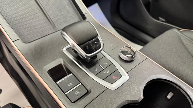 Omoda C5 I с пробегом 2024 года, цена 1 720 000 рублей, 28759 км, внедорожник, Автокод Объявления