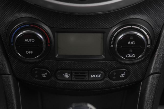 Hyundai Solaris I с пробегом 2012 года, цена 799 000 рублей, 207453 км, седан, Автокод Объявления