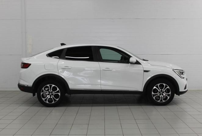 Renault Arkana I с пробегом 2022 года, цена 1 870 000 рублей, 37163 км, внедорожник, Автокод Объявления